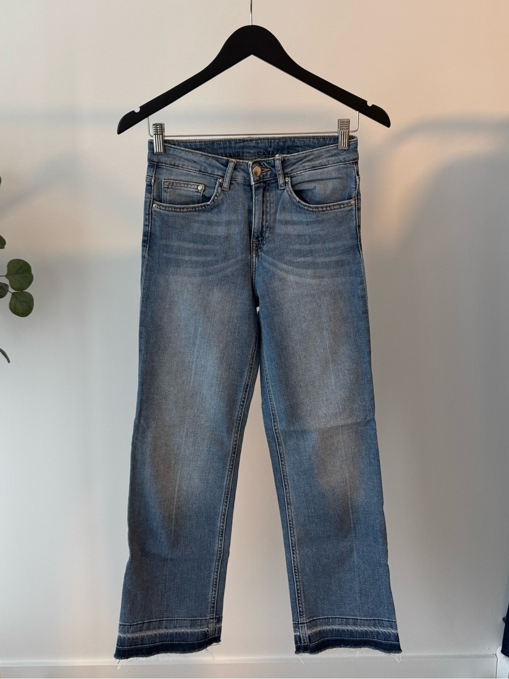 H&M Mid-Blue Straight-Leg Women's Jeans